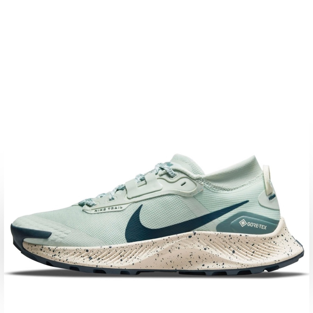 Nike Running Trail Pegasus 3 GORE-TEX sneakers in seafoam/armory navy